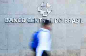  BC acompanha tarifaço e vê juro alto por tempo “bastante prolongado” 